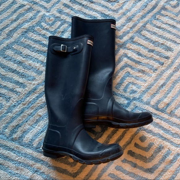 Hunter rain boots - deep eggplant color - Picture 5 of 5